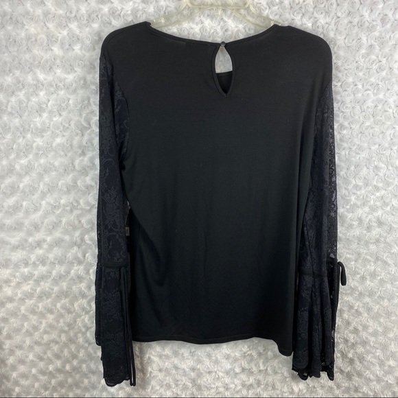 NWT Vince Camuto Lace Bell Sleeve Top Black - Picture 6 of 14